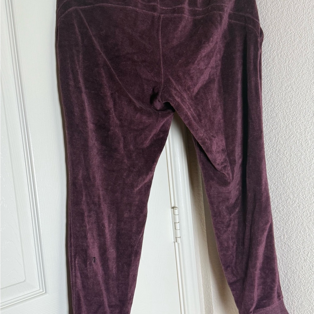 Lululemon  jogger Velvet Pants in Purple
